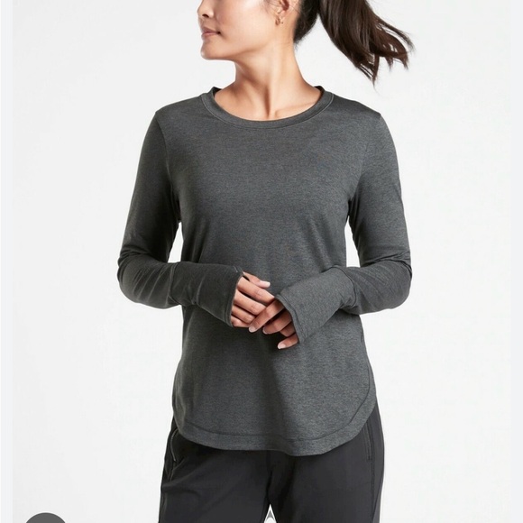 Women’s Athleta long sleeve top - Picture 12 of 12